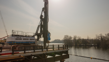 Leader rigs piling projects