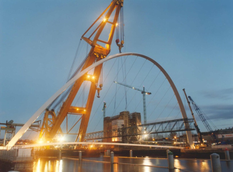Gateshead Millennium Bridge