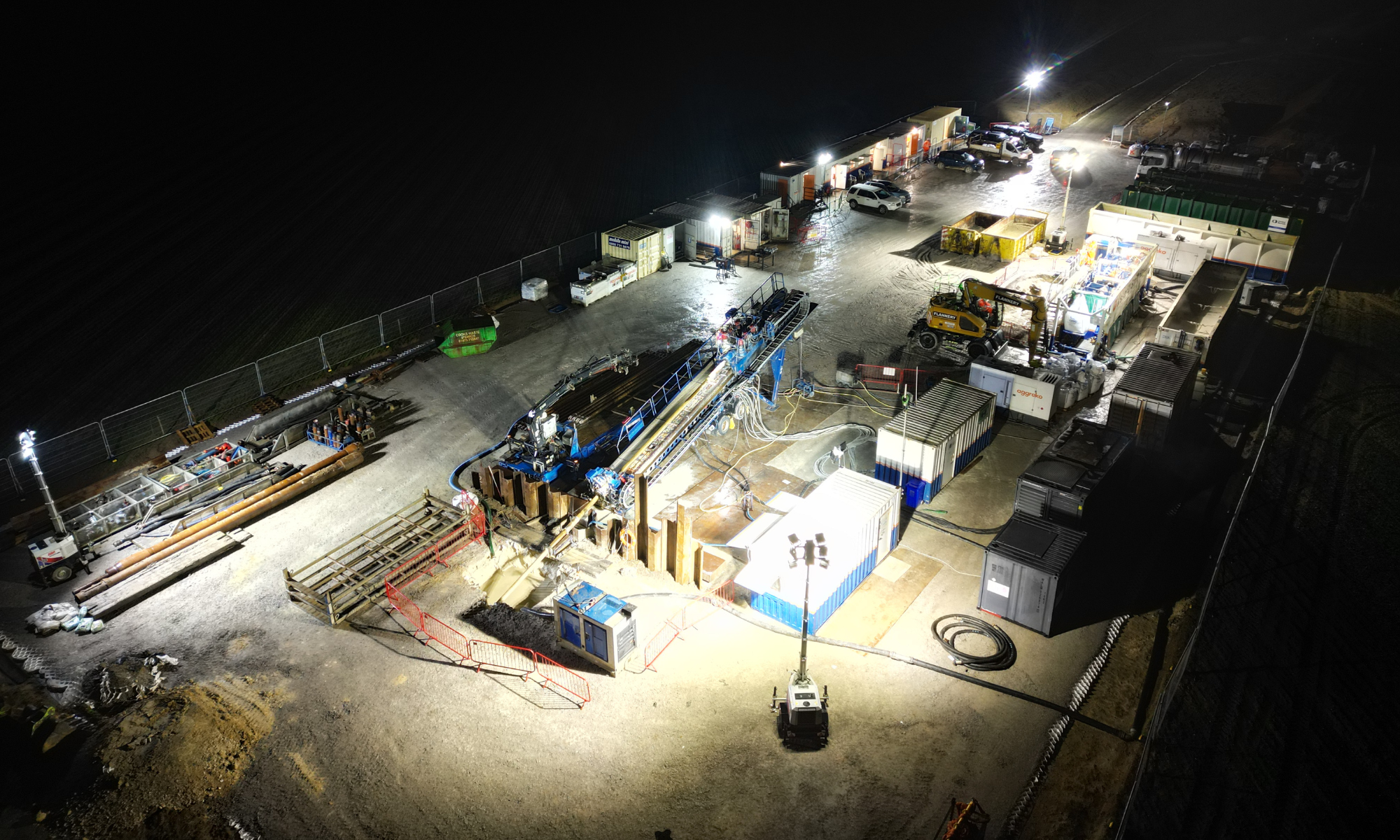 Night photo showing the 250t rig